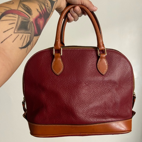Dooney and Bourke Burgundy pebble grain satchel / purse - Picture 3 of 7